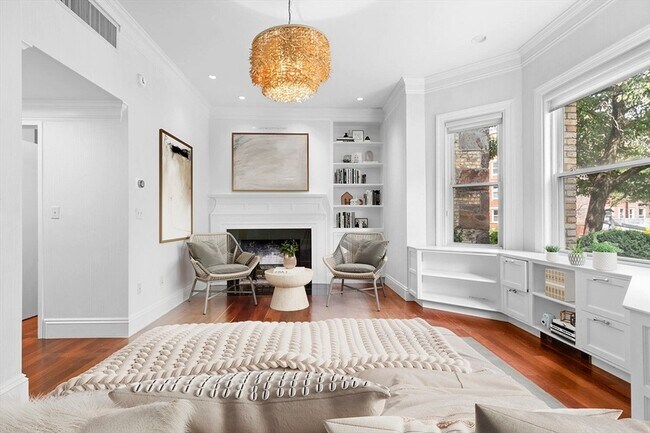 Building Photo - 350 Tappan St