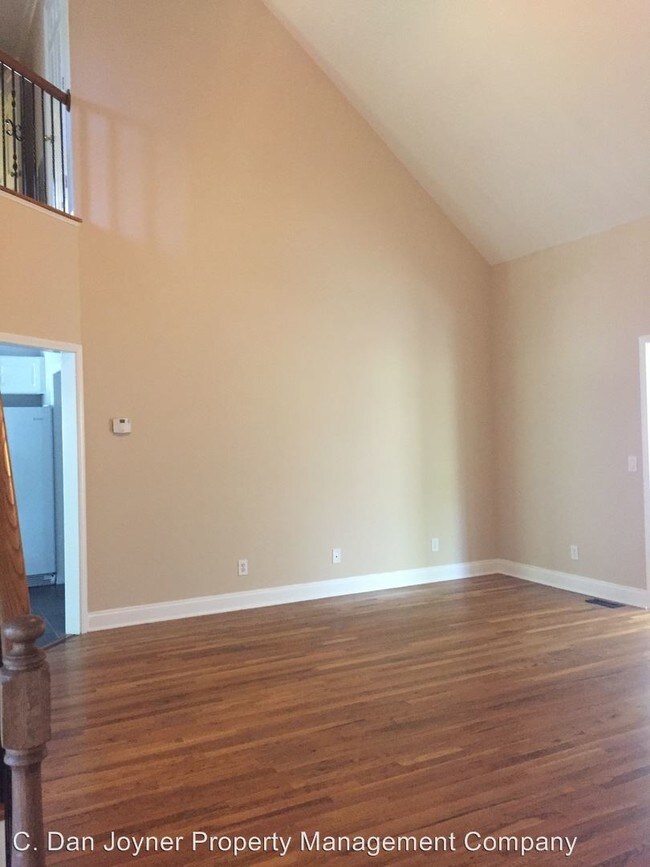 Building Photo - 3 br, 2 bath House - 6 Amsterdam Lane