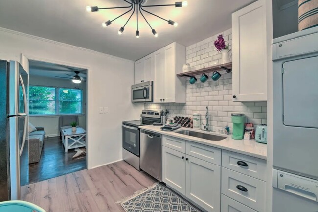 Foto del edificio - 3407 Coldstream Ln