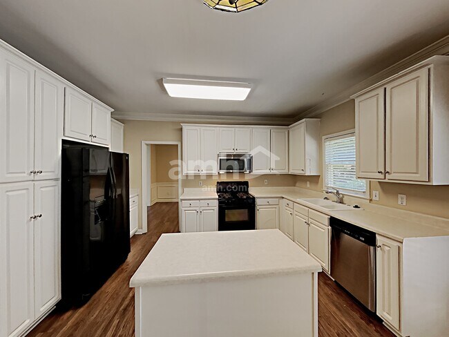 Building Photo - 4300 Clairesbrook Lane