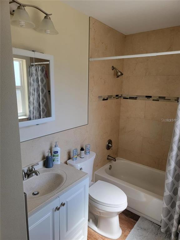 Foto del edificio - 2131 W Bay Dr