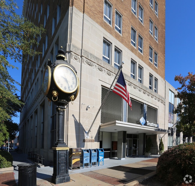 Building Photo - The Tower Luxury Apartment Homes