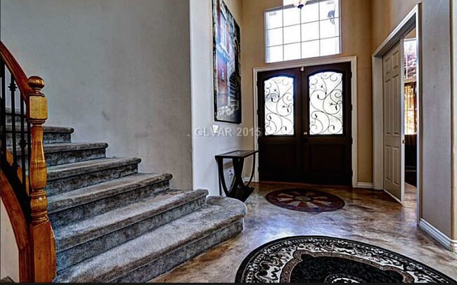 Building Photo - Luxurious Home in Foothills Southern Highl...