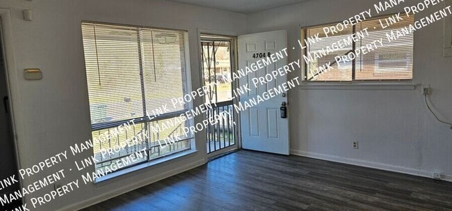 Building Photo - 4704 Midland Pike
