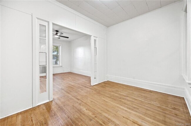 Foto del edificio - 71-52 68th St