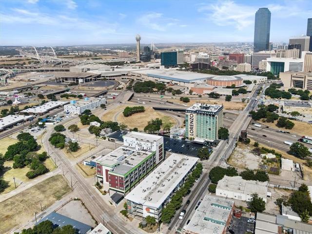 Foto del edificio - 1111 S Akard St