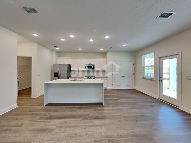 Foto del edificio - 2681 Noah Pines Pl