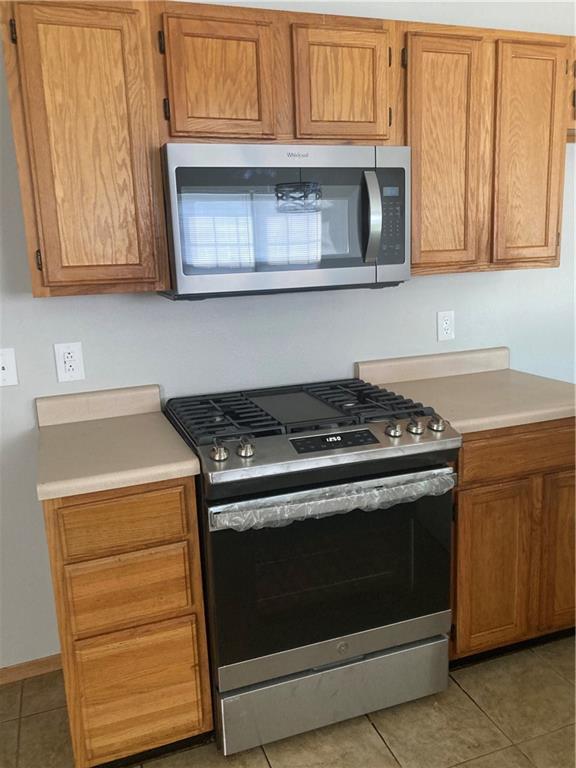 Foto del edificio - 340 Grant Springs Dr