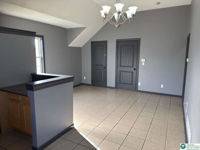 Building Photo - 226 Sonny Dr