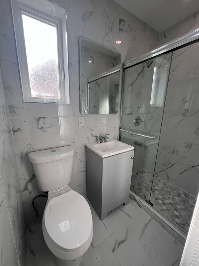 Foto del edificio - 209-58 110th Ave