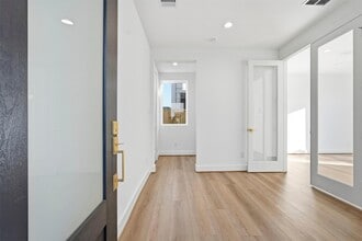 Building Photo - 3828 Wilmer St