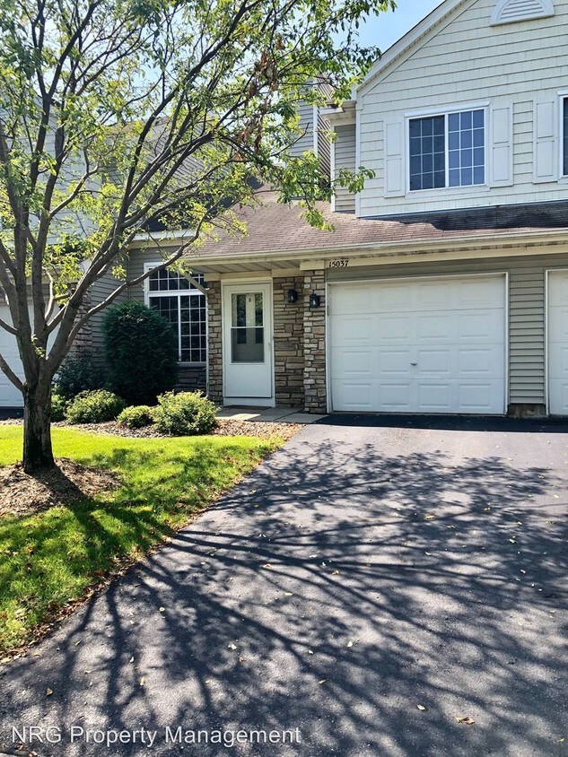 Primary Photo - 2 br, 1.5 bath House - 15037 Dunwood Trail
