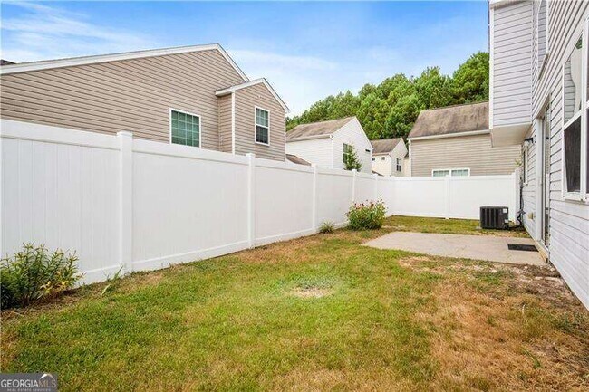 Foto del edificio - 252 Hiawassee Dr