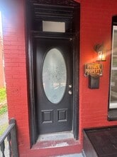 Building Photo - 47 Beech St