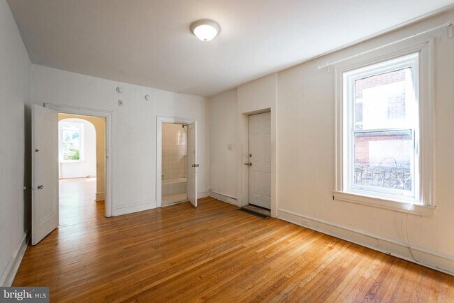 Foto del edificio - 4329 Osage Ave