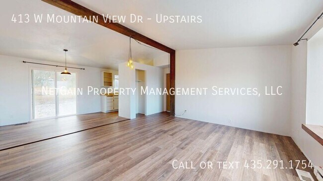 Building Photo - 413 W Mountain View Dr