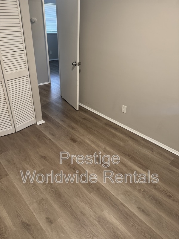 Building Photo - 3226 Urban Ave