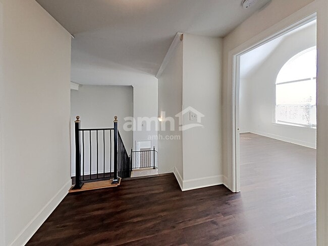 Building Photo - 1175 Blake Ct