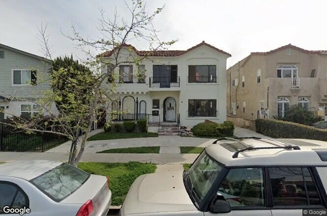 Primary Photo - 2812 S Bronson Ave