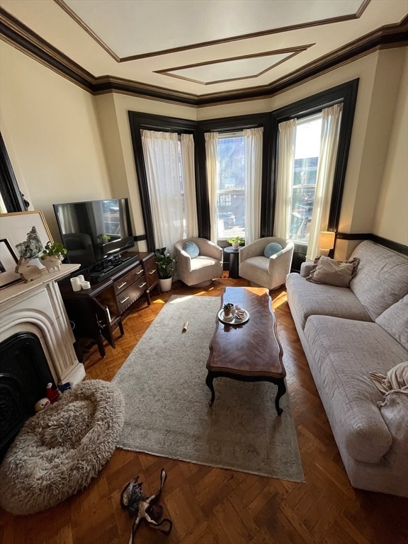 Building Photo - 554 E Broadway