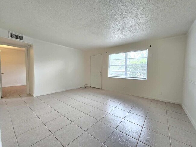 Photo - 3621 Old Tampa Hwy House