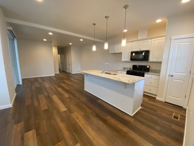 Building Photo - NEW CONSTRUCTION AT THE GLEANNS AT BARBERRY!