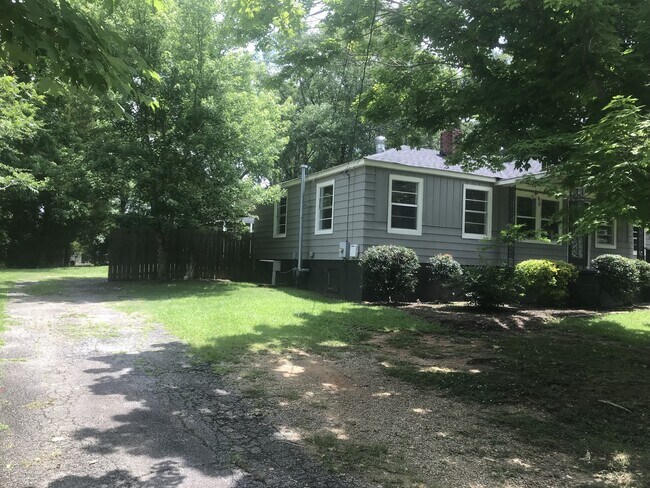 Foto del edificio - ***UPCOMING**2 Bedroom / 1 Bathroom Home for Rent in North Columbus, GA***