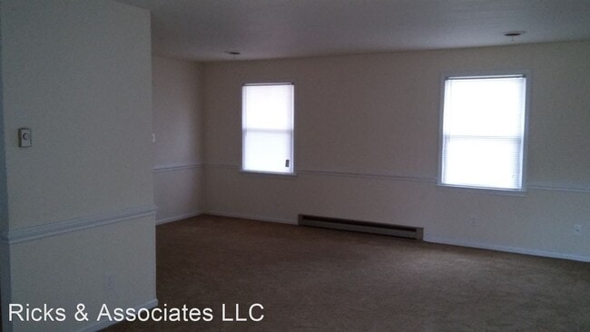 Building Photo - 3 br, 1.5 bath House - 5324 Plum Street