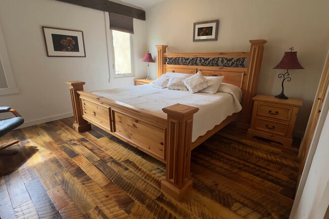 Bedroom - 3575 N Brookside Ln