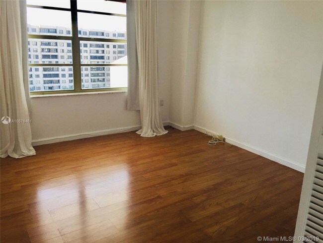 Foto del edificio - 199 Ocean Ln Dr