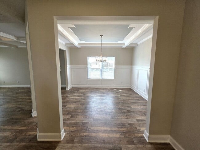 Photo - Gorgeous 4 bedroom rental! House