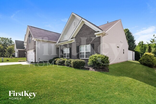 Foto del edificio - 6255 Glen Way Dr