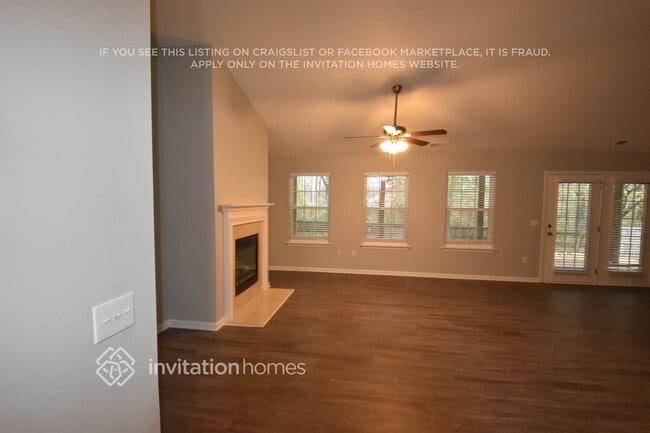 Foto del edificio - 3932 Edgeview Dr