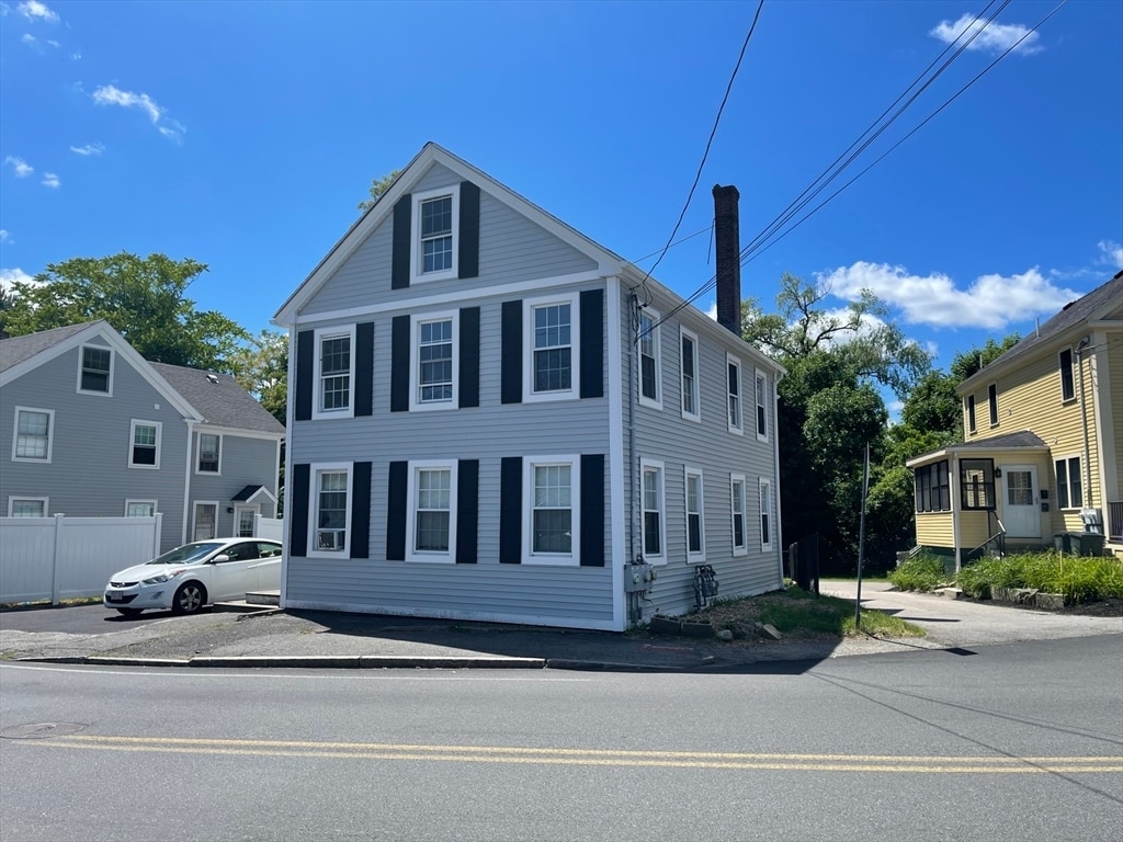 199 Andover St Unit 2, Andover, MA 01810 Room for Rent in Andover, MA