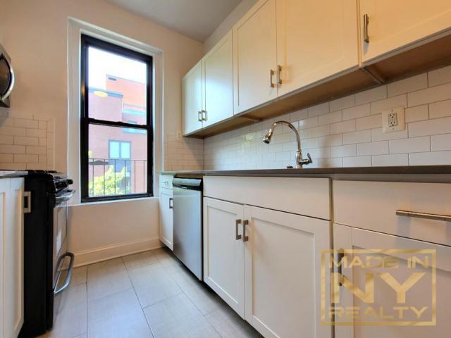 Building Photo - 1 bedroom in ASTORIA NY 11102