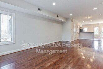 Building Photo - 1384 Talbert Ct SE