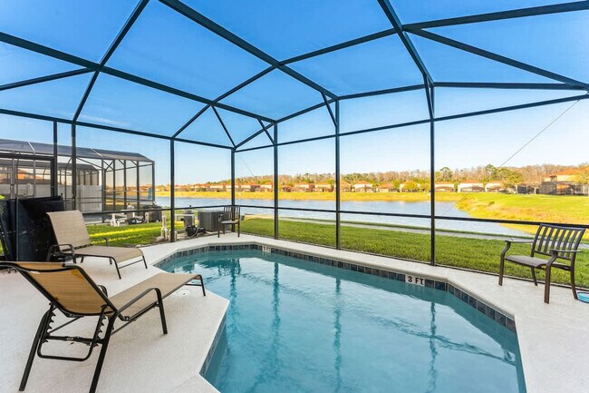 Building Photo - 481 Las Fuentes Dr