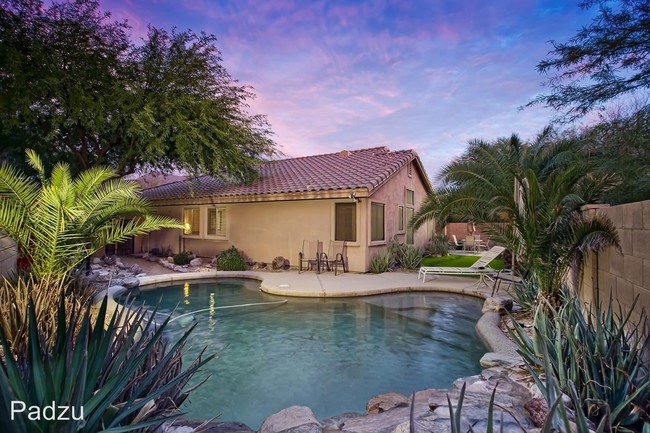 Building Photo - 3 br, 2 bath House - 10223 E Salt Bush Dr.