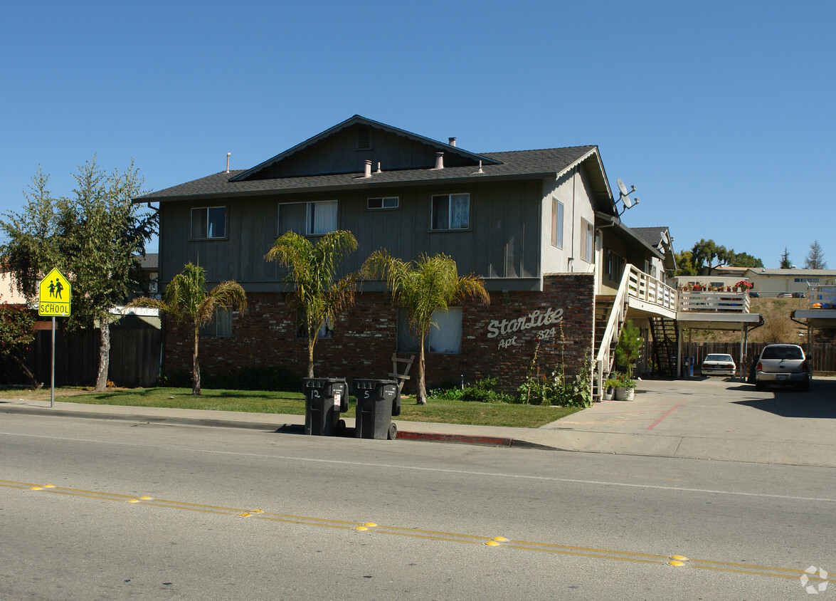 Primary Photo - Starlite Apartments