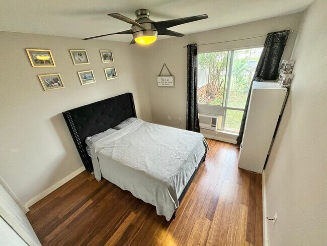 Building Photo - 94-543-543 Lumiaina St
