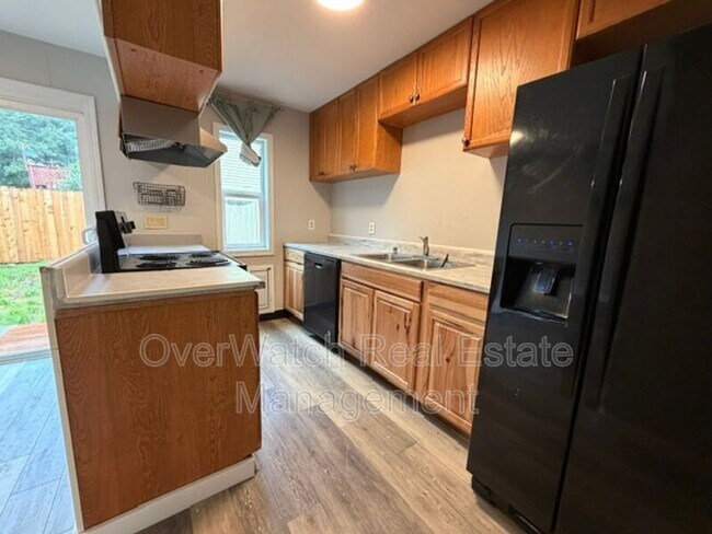Foto del edificio - 9130 Washburn St
