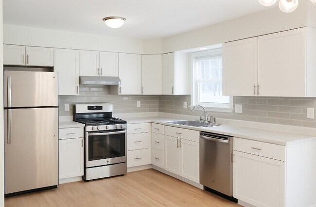 Foto del edificio - 607 Lily Ct