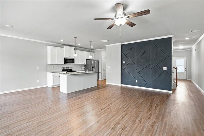 Foto del edificio - 5149 Fox Den Rd