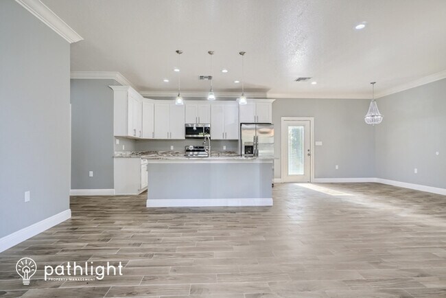 Building Photo - 1409 E Laura Street, Plant City, FL, 33563