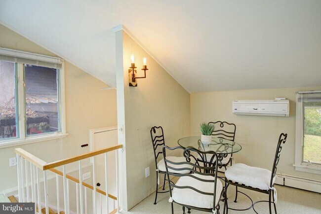 Foto del edificio - 34 Heather Ln