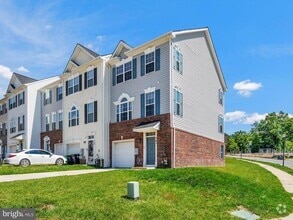 Building Photo - 741 Maury Ave