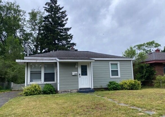 Primary Photo - NOW AVAILABLE! - 1206 3rd St, Schenectady,...
