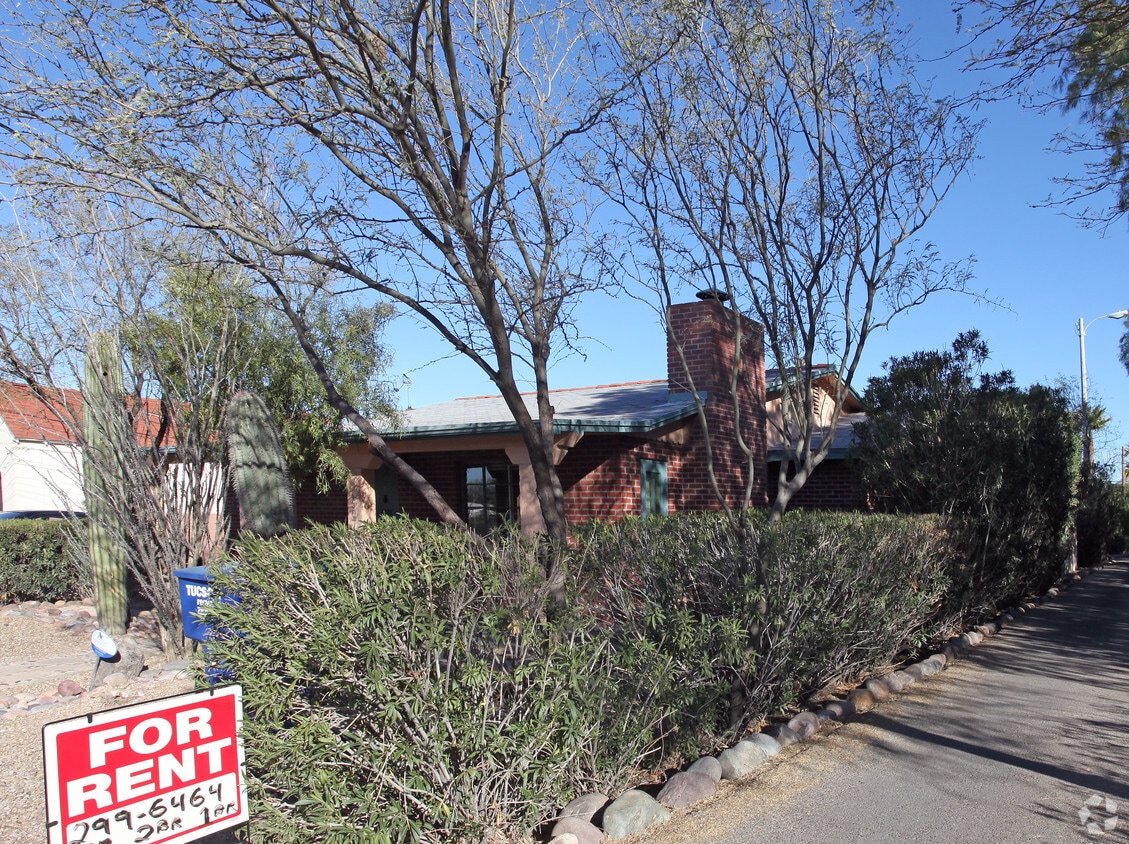 Building Photo - 1507-1509 E Blacklidge Dr