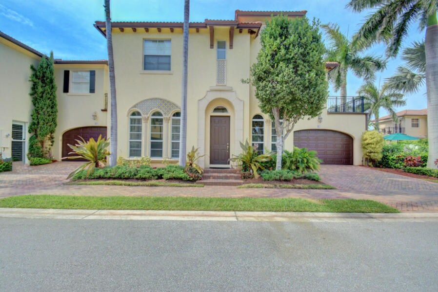 81 Via Poinciana St, Boca Raton, FL 33487 House Rental in Boca Raton