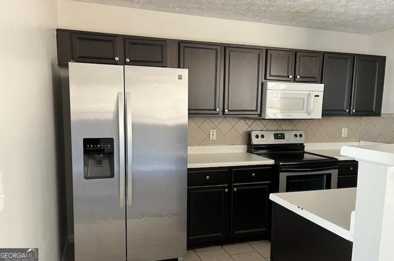 Foto del edificio - 6759 Hidden Lake Dr
